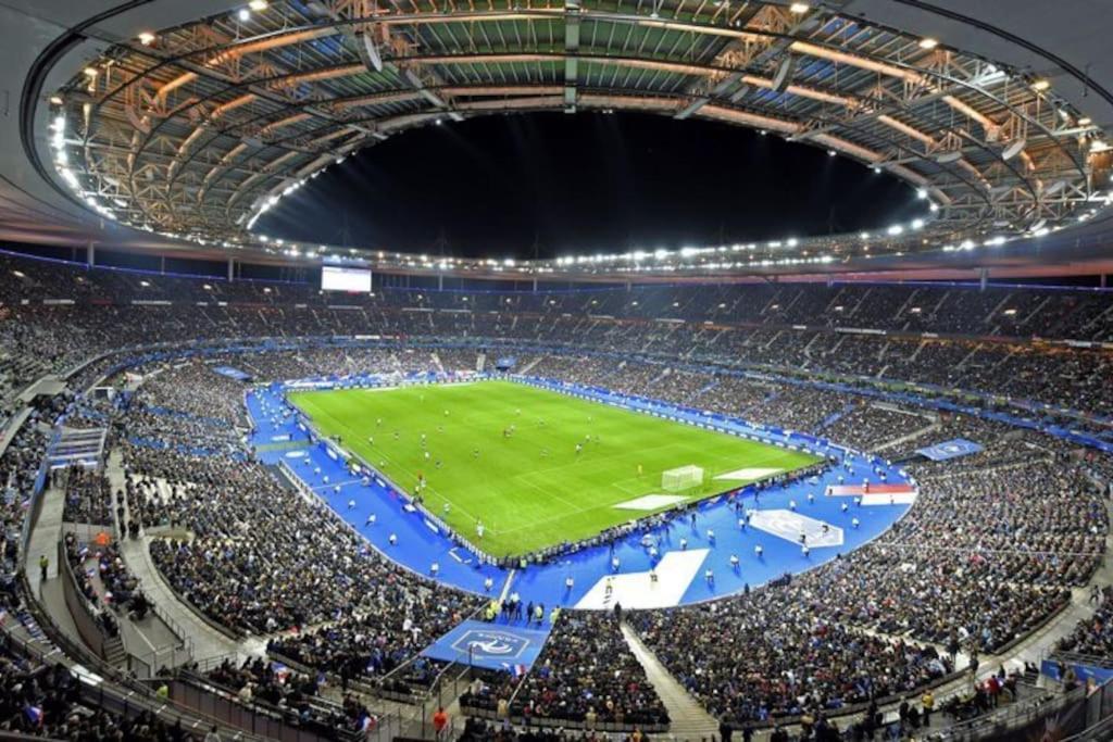Parking Prive Gratuit - 15Mn Paris - Gare A Pied En 5Mn - Tout Equipee - Terrasse - Jardin - Stade De France - Casino D'Enghien - Hippodrome, Universite Épinay-sur-Seine Buitenkant foto