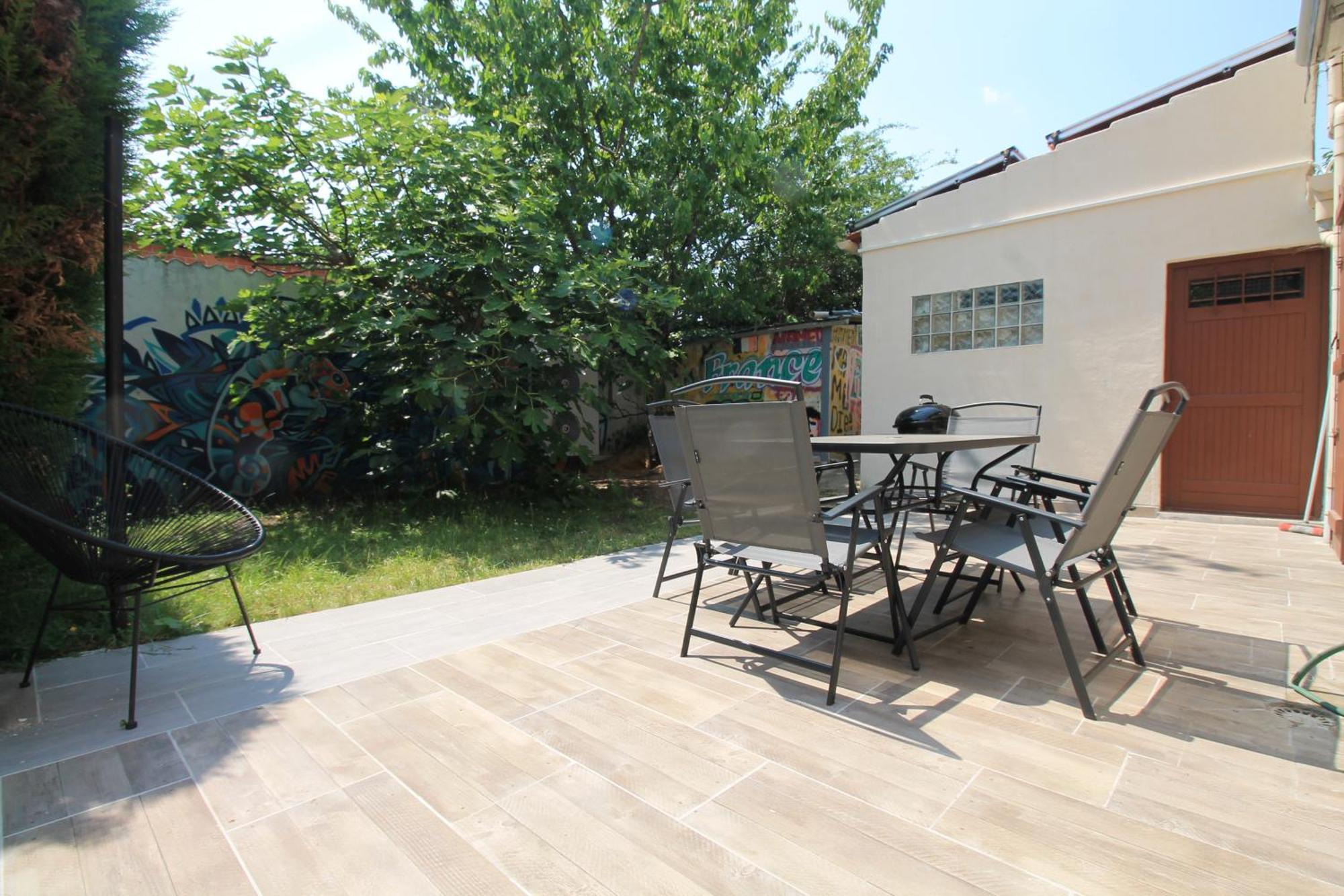 Parking Prive Gratuit - 15Mn Paris - Gare A Pied En 5Mn - Tout Equipee - Terrasse - Jardin - Stade De France - Casino D'Enghien - Hippodrome, Universite Épinay-sur-Seine Buitenkant foto